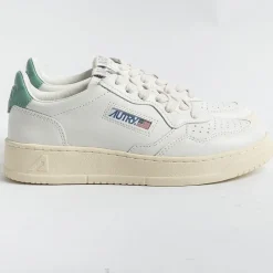AUTRY - Collezione donna Autry - Aulw Ll56 - Sneakers Low Wom All Leat - Bianco Verde Malachite<Collezione Scarpe Donna Sneakers