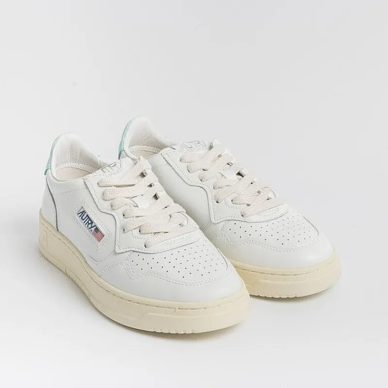 AUTRY - Collezione donna Autry - Aulw Ll49 -Sneakers Low Wom All Leat - Bianco Turchese<Collezione Scarpe Donna Sneakers