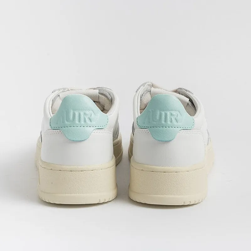 AUTRY - Collezione donna Autry - Aulw Ll49 -Sneakers Low Wom All Leat - Bianco Turchese<Collezione Scarpe Donna Sneakers