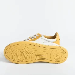 AUTRY - Collezione uomo Autry Sneakers Aulm Wb12 - Low Man All Leat - Bianco/Gallo Ocra<Collezione Scarpe Uomo Sneakers
