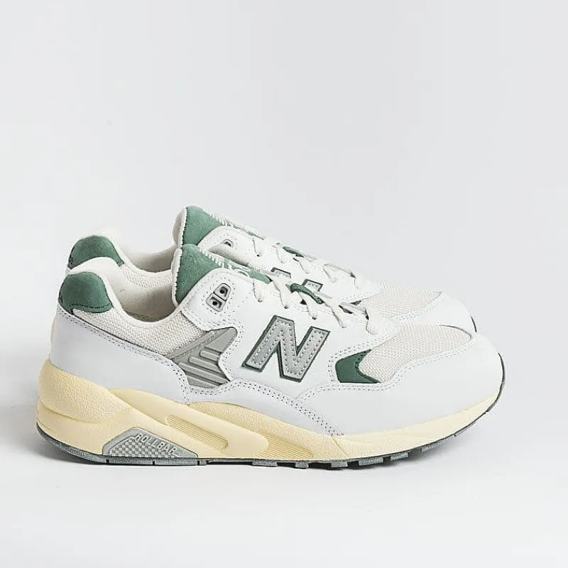 NEW BALANCE - Collezione Uomo New Balance - Sneakers - Mt580Rca - Bianco Verde<Collezione Scarpe Uomo Sneakers
