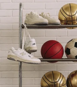 NEW BALANCE - Collezione Uomo New Balance - Sneakers Bb550Pwg - Bianco Beige<Collezione Scarpe Uomo Sneakers