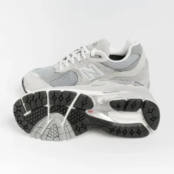 NEW BALANCE - Collezione Donna New Balance - Sneakers M2002Rxj - Grigio<Collezione Scarpe Donna Sneakers