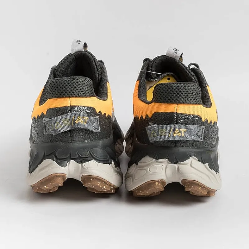 NEW BALANCE - Collezione Uomo New Balance - Sneakers Mtmorly3 - Arancione<Collezione Scarpe Uomo Sneakers