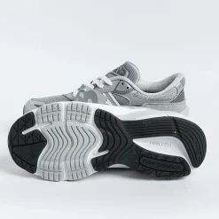 NEW BALANCE - Collezione Donna New Balance - Sneakers W990Gl6 - Grigio<Collezione Scarpe Donna Sneakers