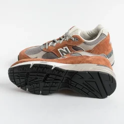NEW BALANCE - Collezione Donna New Balance - Sneakers W991Pty - Arancione<Collezione Scarpe Donna Sneakers