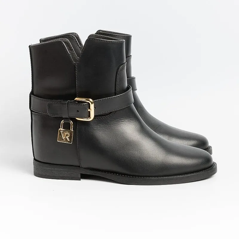 Via Roma 15 - Stivaletto 4017 - Santa Monica Nero<Collezione Scarpe Donna Stivaletti